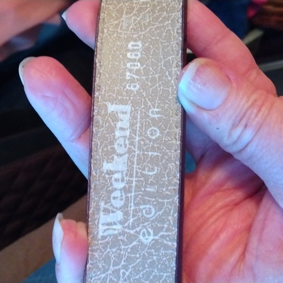 Women's burgundy cat design belt - Picture 8 of 17